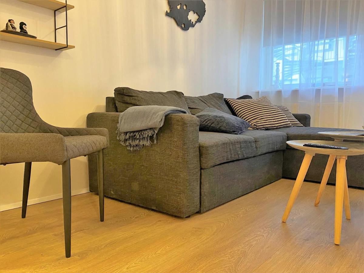אקורירי Hafnarstraeti 100, Downtown Apartment מראה חיצוני תמונה