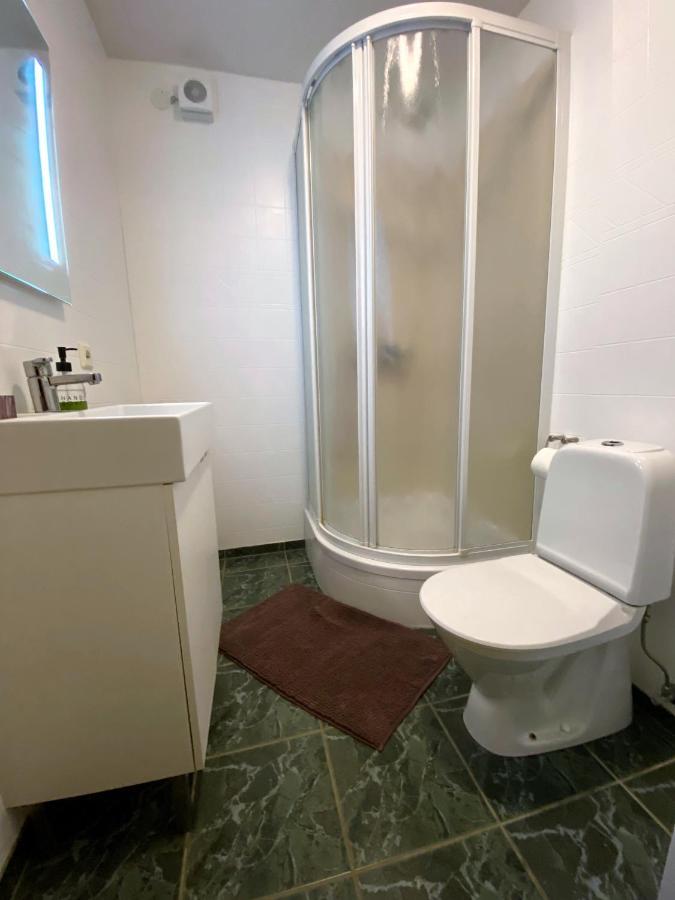 אקורירי Hafnarstraeti 100, Downtown Apartment מראה חיצוני תמונה