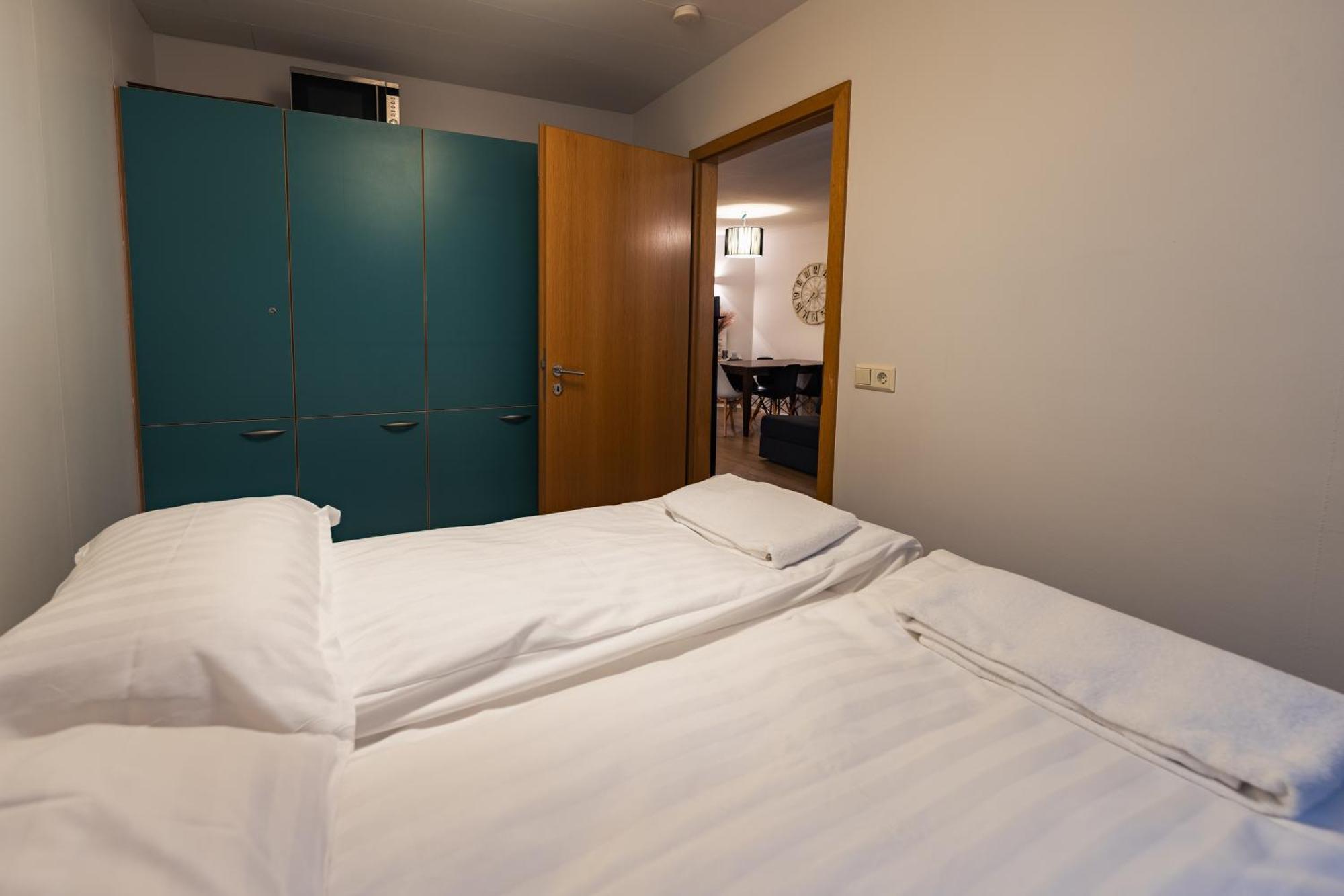 אקורירי Hafnarstraeti 100, Downtown Apartment מראה חיצוני תמונה