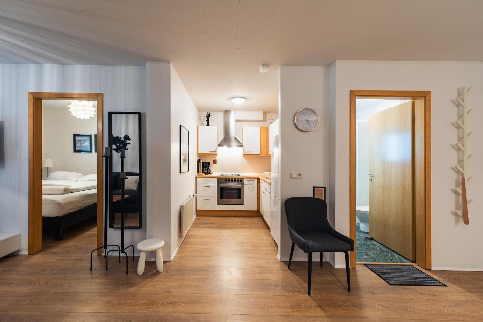 אקורירי Hafnarstraeti 100, Downtown Apartment מראה חיצוני תמונה